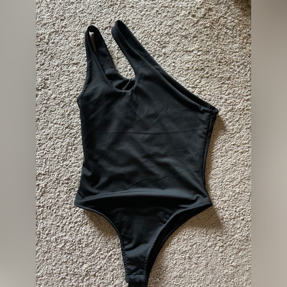 Black One Shoulder Bodysuit - Picture 1 of 3